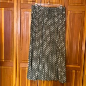Eddie Bauer Women’s Large drawstring skirt